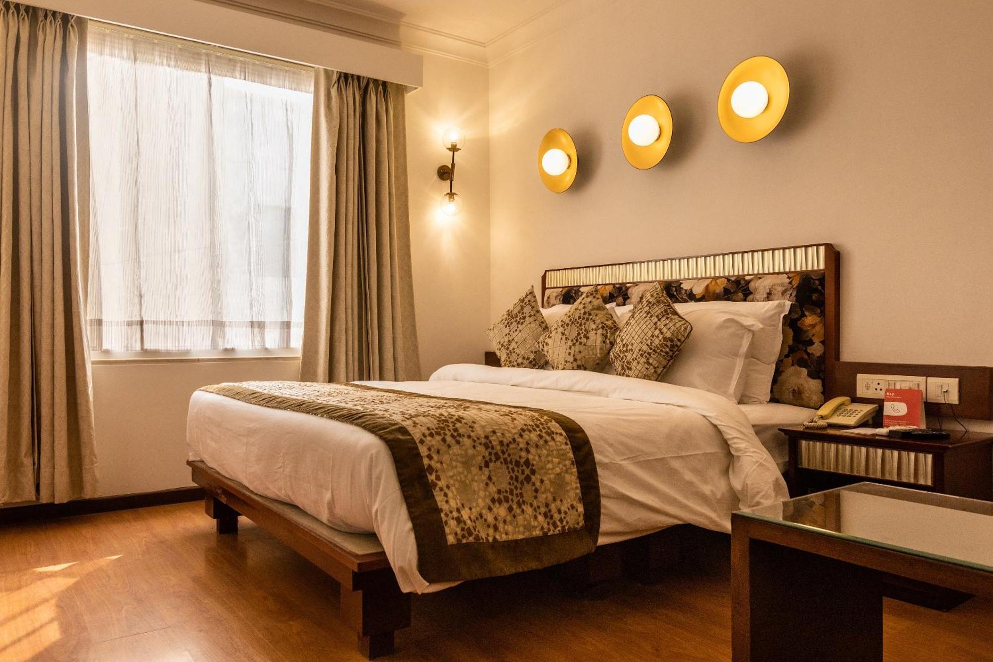 Clubhouse Nami Residency, Ahmedabad Hotel Екстериор снимка