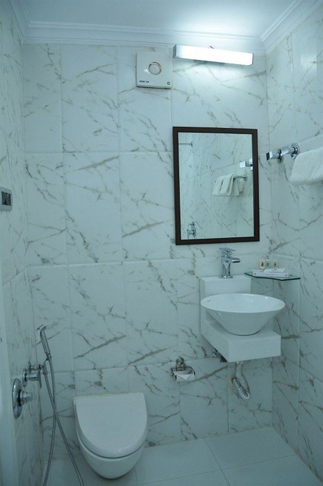 Clubhouse Nami Residency, Ahmedabad Hotel Екстериор снимка