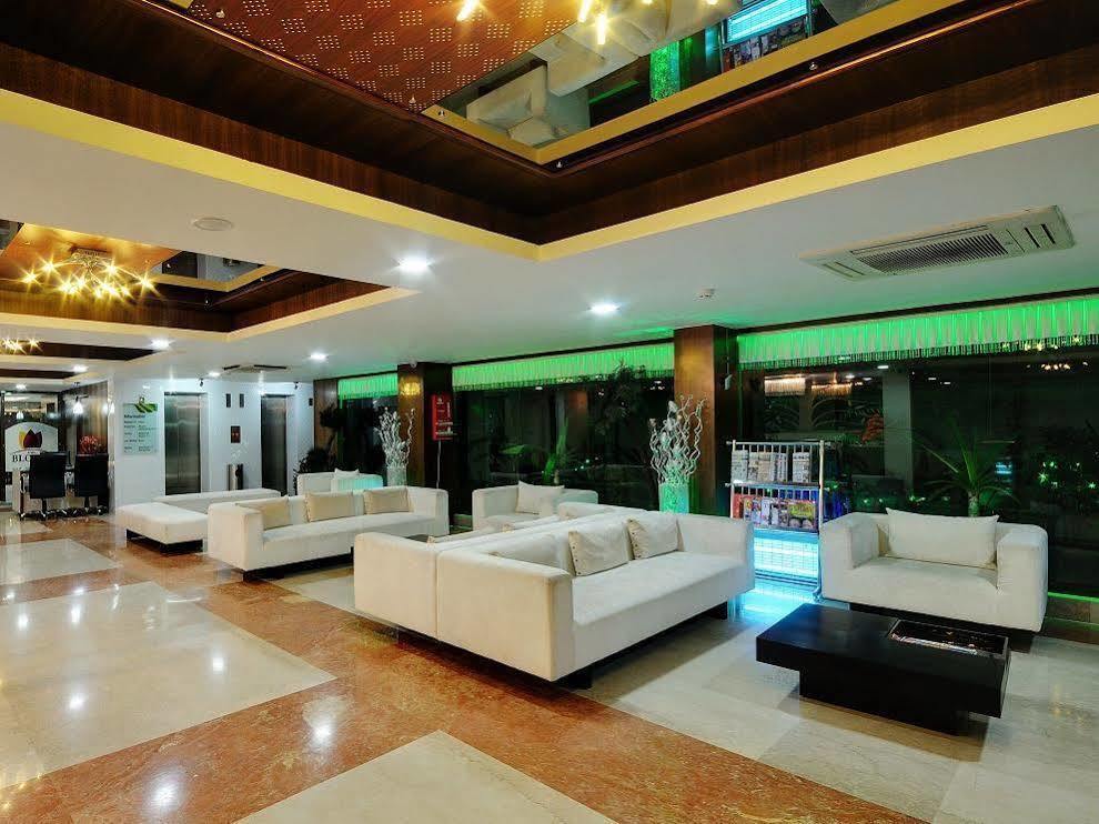 Clubhouse Nami Residency, Ahmedabad Hotel Екстериор снимка