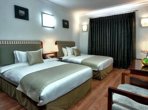 Clubhouse Nami Residency, Ahmedabad Hotel Екстериор снимка